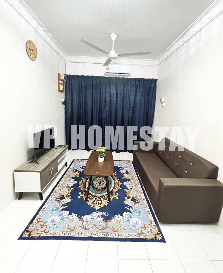 Vp Homestay - Malay Only Ipoh Buitenkant foto